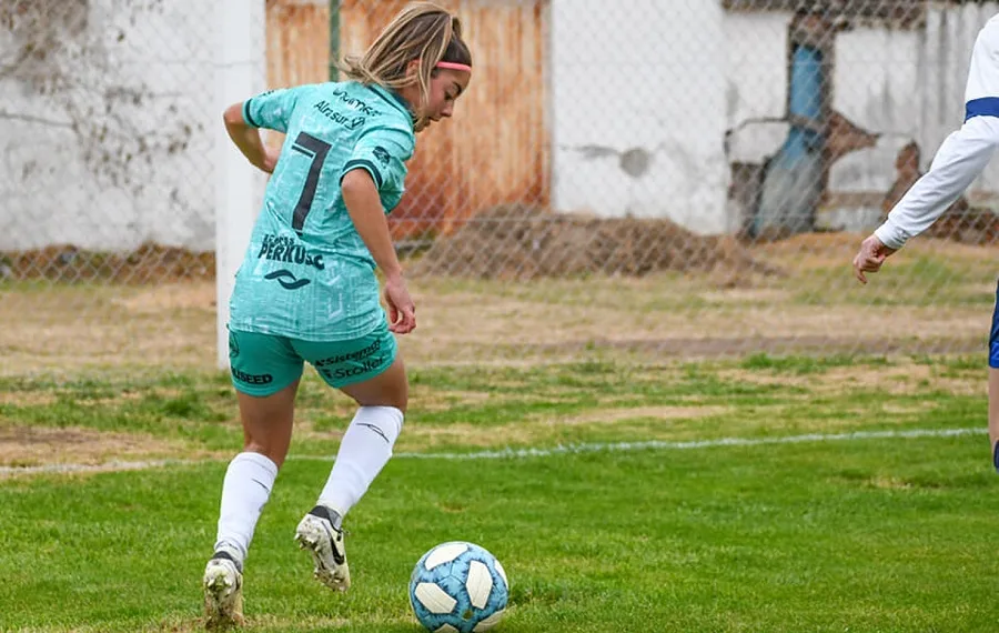 Sarmiento quiere seguir en el lote de arriba