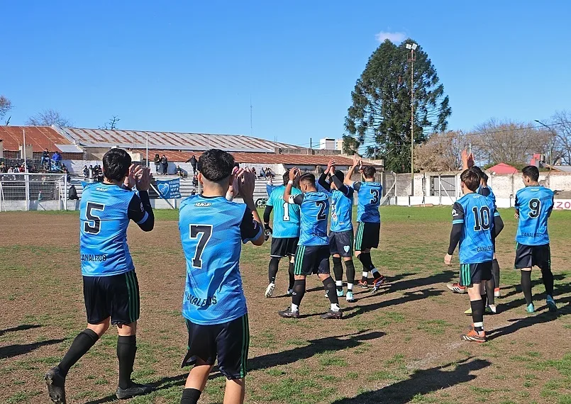 Se disputa la cuarta fecha del fútbol local