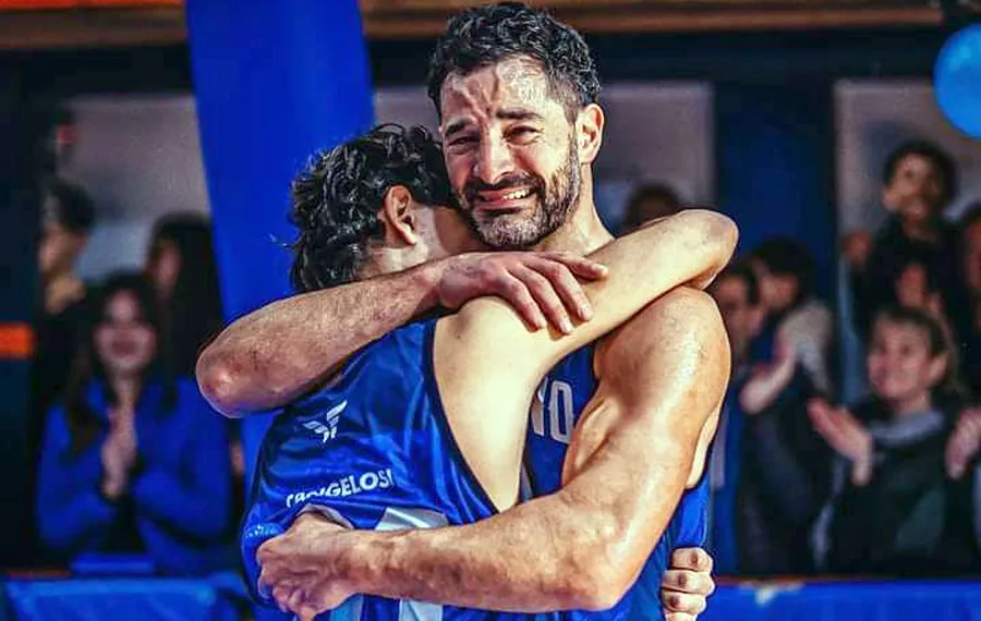 “Juanchi” Cangelosi: el eterno ídolo de Argentino