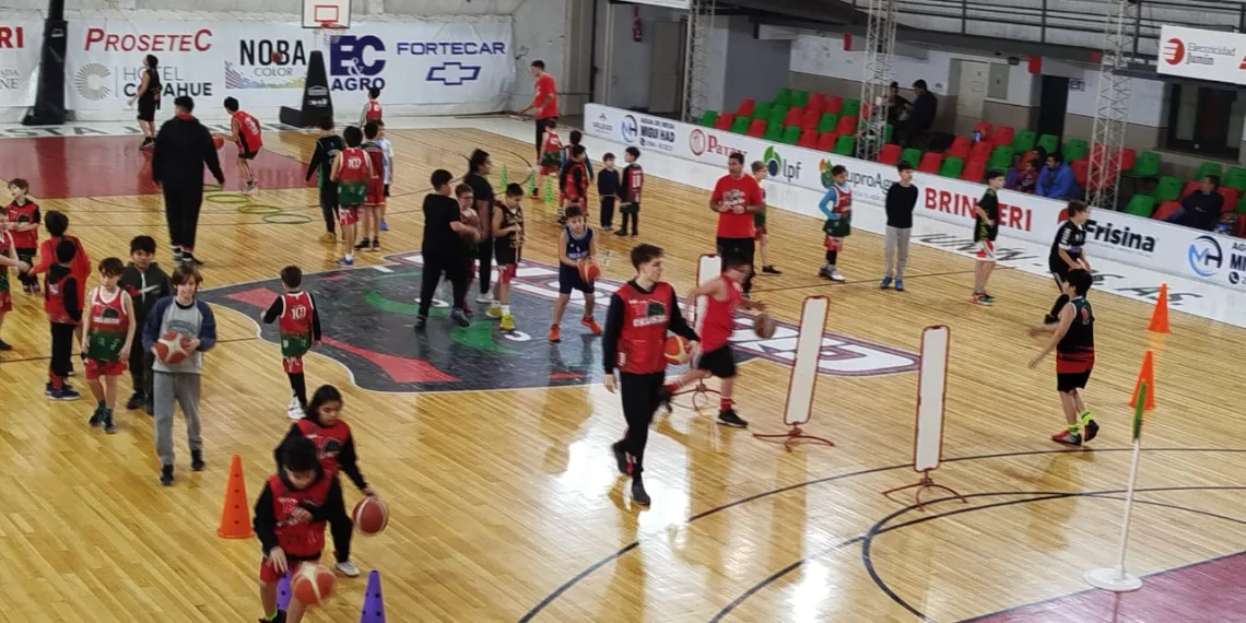 Ciclista Juninense participará de un Encuentro Nacional de Minibásquet