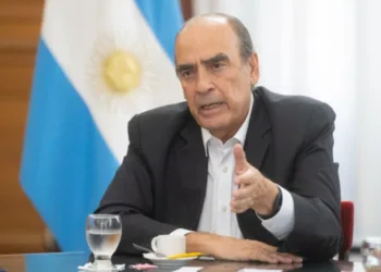 Francos le respondió a Macri: “El Presidente toma las decisiones, no es ningún entorno”