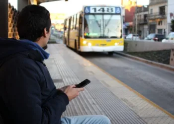 Oficializaron las nuevas tarifas  de colectivos en el AMBA