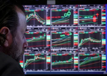 Se desplomaron los índices de Wall Street en lo que llamaron «lunes negro»