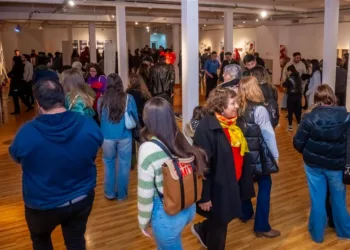 Quedó inaugurada la muestra “Ese espacio entre nosotrxs” en el MACA