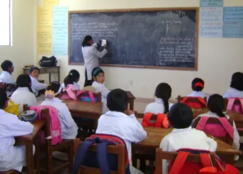 La cantidad de alumnos inscriptos en escuelas bonaerenses viene bajando desde hace tres años
