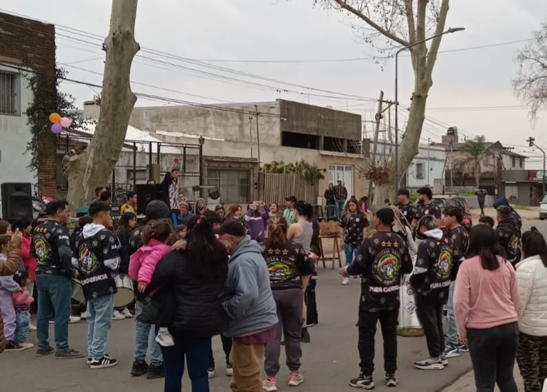 Cientos de chicos celebraron en distintos barrios y localidades