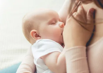 Los beneficios de la lactancia materna y una información adecuada