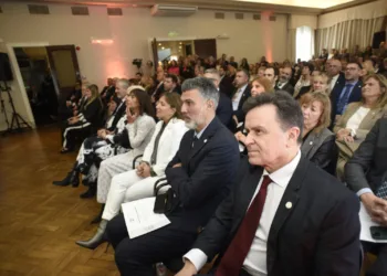 Guillermo Longhi asumió como Presidente del Colegio  de Escribanos