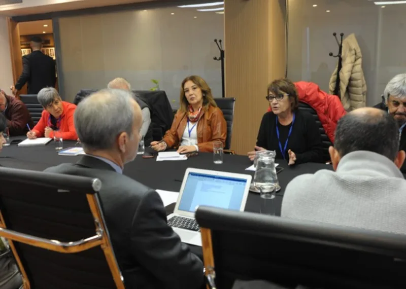 El Gobierno de Milei fijó el nuevo salario mínimo docente