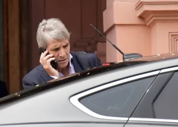 Proyecciones del Presupuesto 2025: el Gobierno espera una inflación del 139% y un dólar a $1016