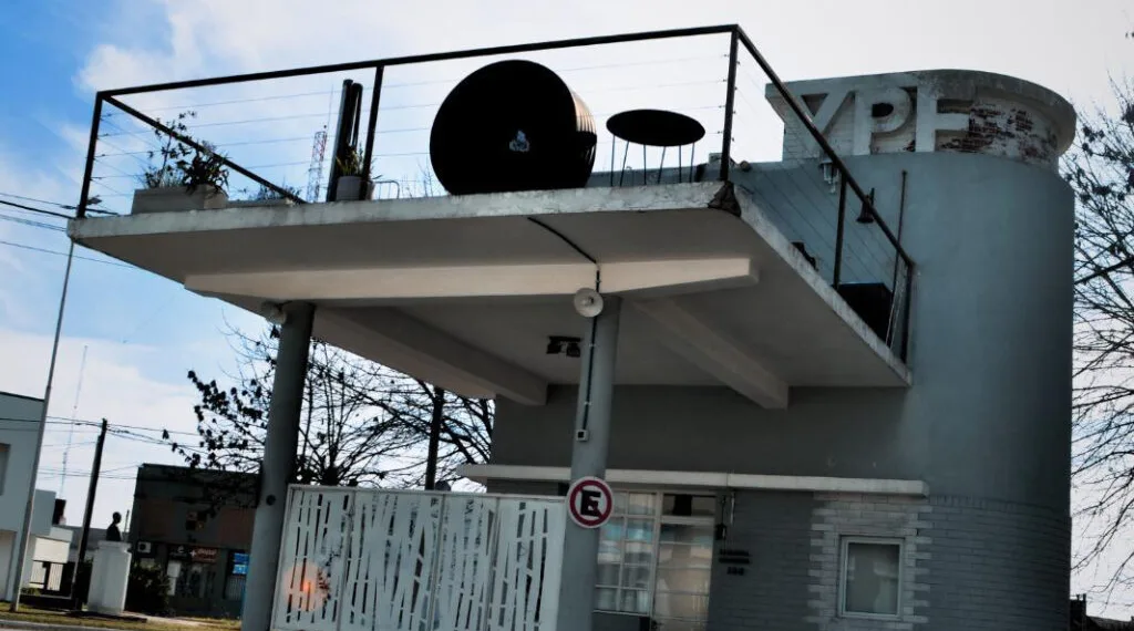 Dos emprendimientos turísticos bonaerenses que nacieron de rescatar antiguos edificios