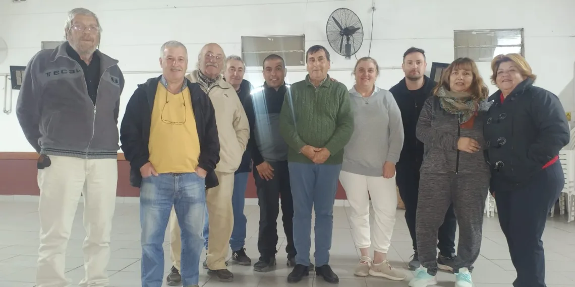 Dictarán cursos de capacitación en oficios en las sociedades de fomento de los barrios