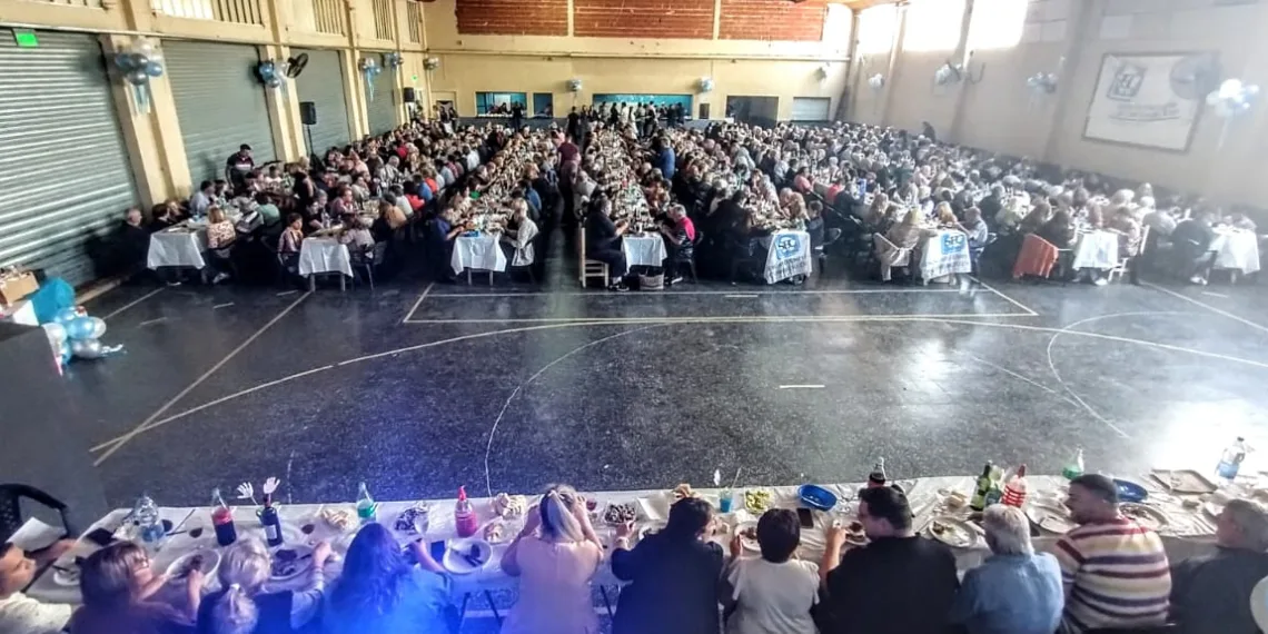 El SEC agasajó y reconoció a sus jubilados mercantiles