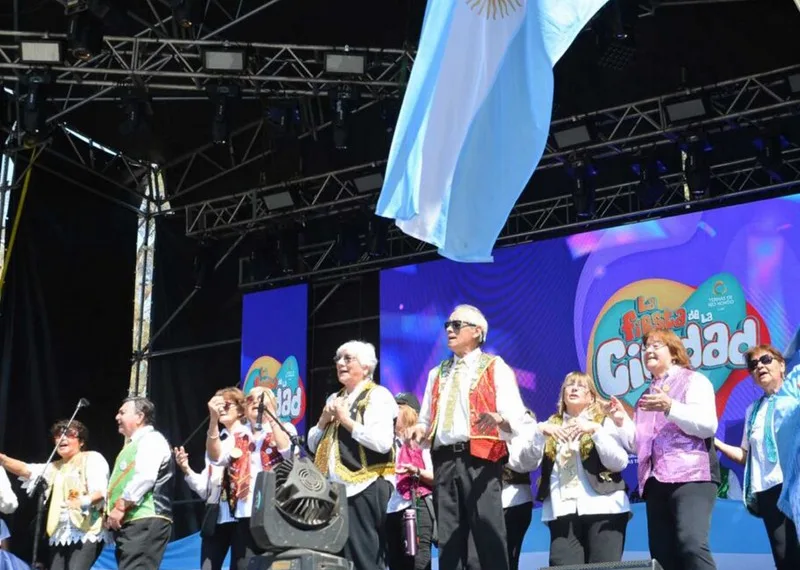 La Asociación Civil Sumarte tuvo una  destacada participación en Termas de Río Hondo