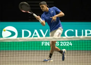 Copa Davis: Argentina debutó con una derrota ante Canadá y quedó contra las cuerdas