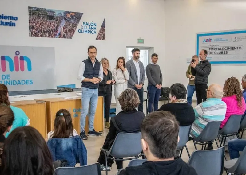 El Municipio entregó la posesión de lotes con servicios a unas 30 familias