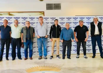 Los gremios del transporte sellaron un inédito acuerdo de unidad