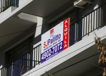 Vivienda, educación, salud, comunicaciones y transporte: los rubros que costarán más