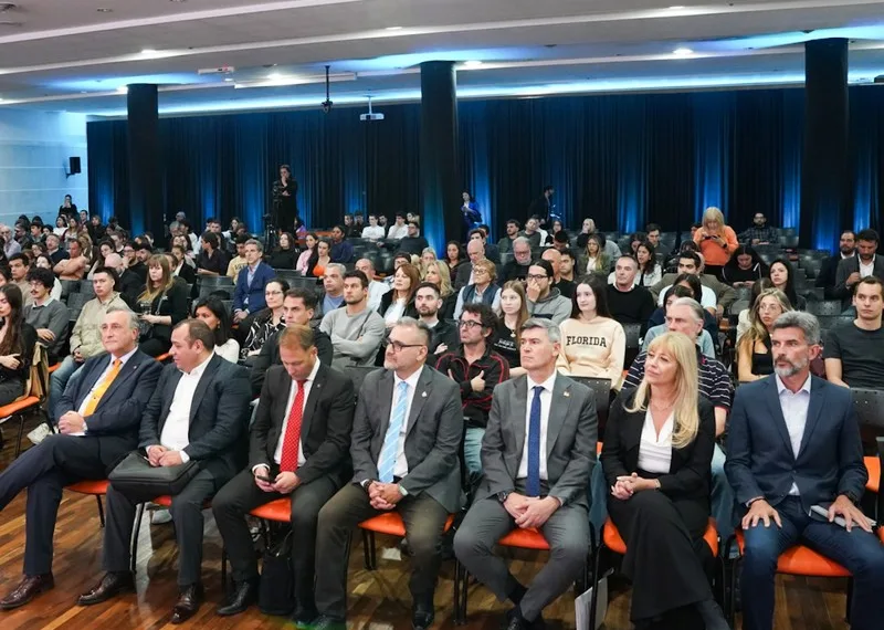 Comenzó el III Congreso Internacional de Ciudades Inteligentes
