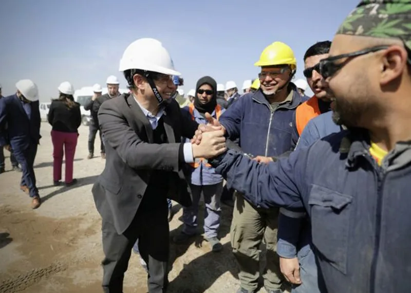 Kicillof, razones y alcances de la estrategia de la imagen invertida de Milei