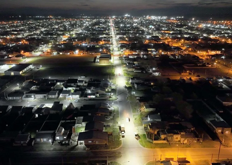 En Rivadavia comenzó el recambio de luminaria por tecnología LED