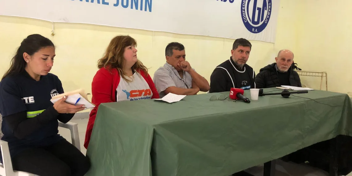 “Están haciendo un genocidio con los adultos mayores”, dijeron dirigentes sindicales en Junín
