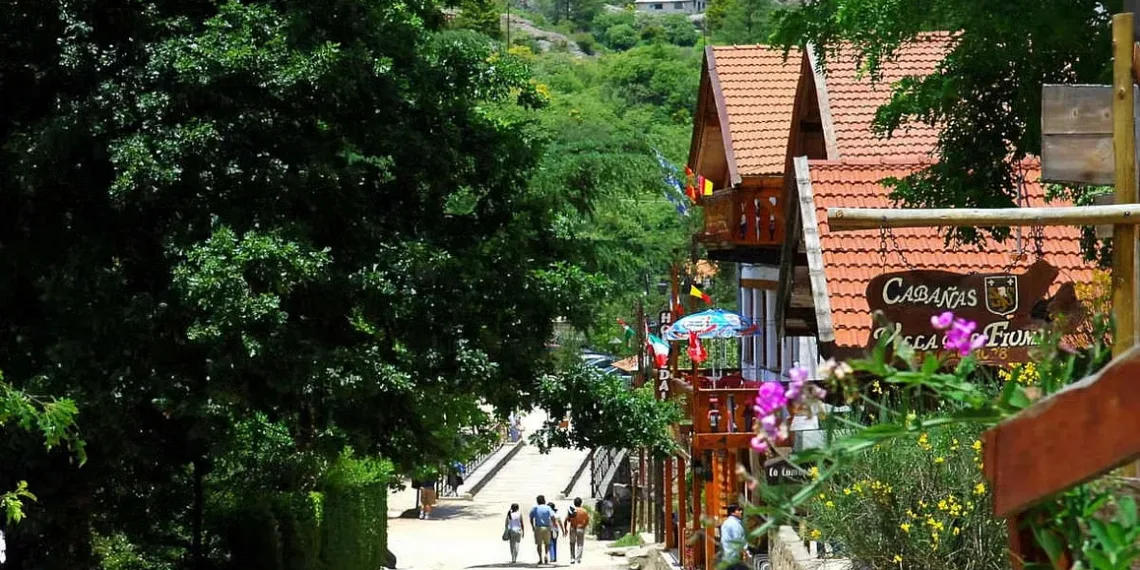 Día Mundial sin Auto: cuál es el pueblo peatonal con tradición alemana que se puede visitar en la Argentina