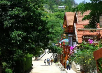 Día Mundial sin Auto: cuál es el pueblo peatonal con tradición alemana que se puede visitar en la Argentina