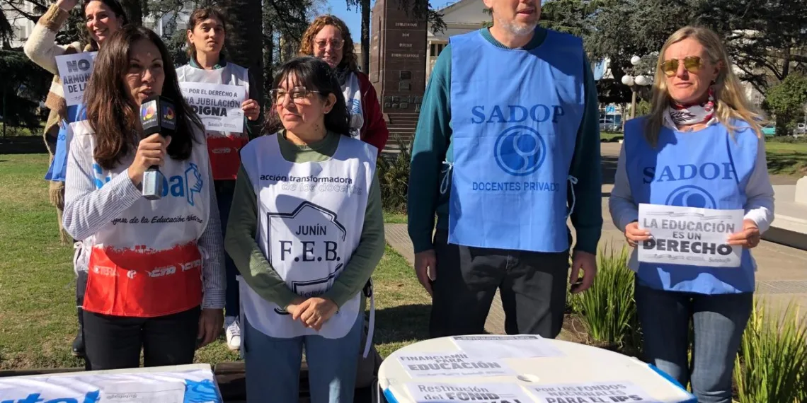 Docentes juninenses visibilizaron sus reclamos