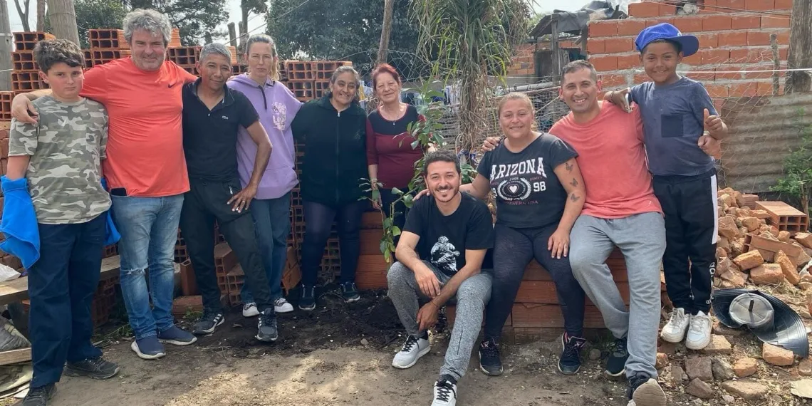 Se plantaron árboles frutales en los espacios de la Red Don Ito