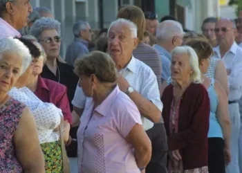 Jubilados: pese a que el 73% son pobres, el Gobierno descarta aumentar el bono