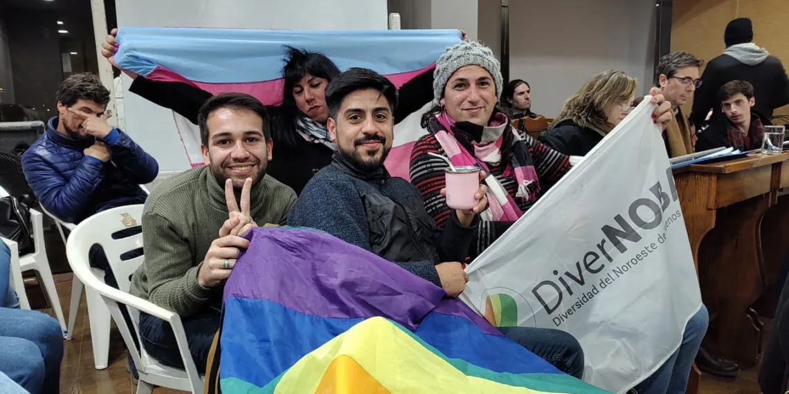 Repudian en Lincoln a los concejales del PRO, la UCR y de LLA por impedir la creación del Parlamento de las Diversidades