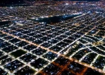 El Gobierno de Junín continúa con su plan de reconversión lumínica en Junín