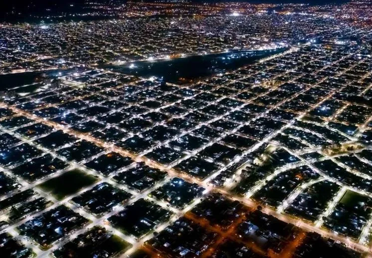 El Gobierno de Junín continúa con su plan de reconversión lumínica en Junín