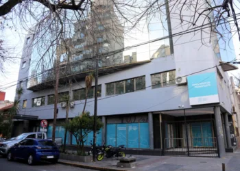 Hoy la subsecretaria de Transporte aéreo, Valeria Arata recibe al intendente Pablo Petrecca