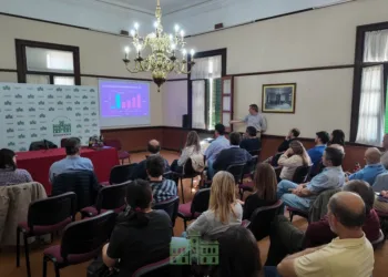 Exploran alternativas para la transformación digital en Rivadavia