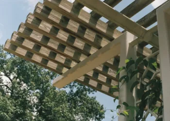 ¿Cuál es la mejor altura para una pérgola?