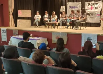 Se concretaron nuevas charlas sobre  salud y ambiente en Roberts y Arenaza
