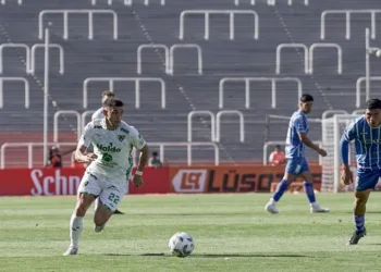 Sarmiento mostró otra imagen y mereció más en Mendoza: fue 1-1 ante Godoy Cruz
