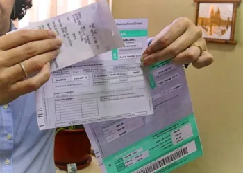 Nación prohibiría cobrar tasas municipales con facturas de otros servicios