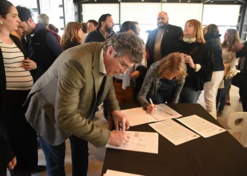 Contundente respaldo a la UNNOBA en la región