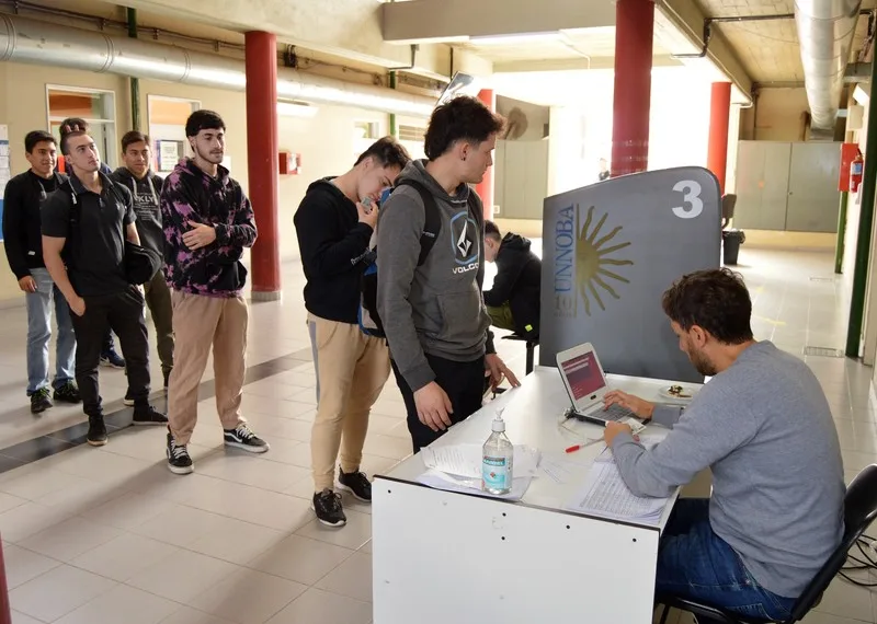 Elecciones para integrar los claustros estudiantiles y no docente