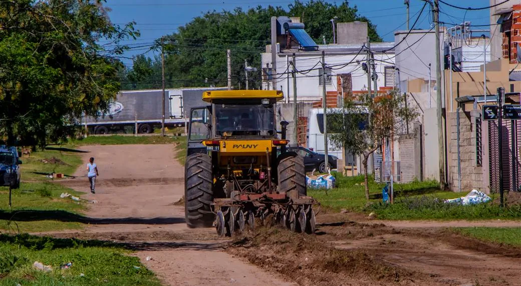 El Municipio continúa con tareas de mantenimiento en los barrios