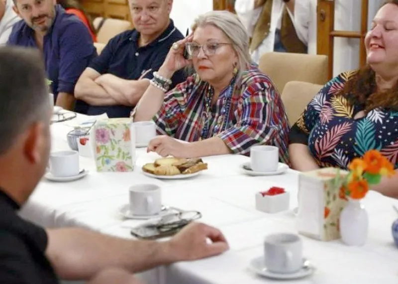 Esponda acompañó la  visita de Carrió a Pergamino