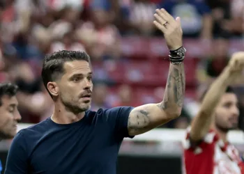 Fernando Gago se acerca un poco más a Boca