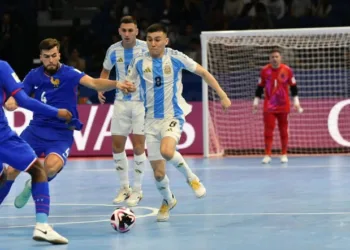 Argentina le ganó 3-2 a Francia: se viene el clásico ante Brasil en la final
