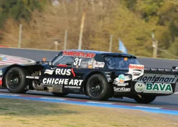 Ponce de León quedará en la historia como el piloto que le dará la despedida al Ford Falcon