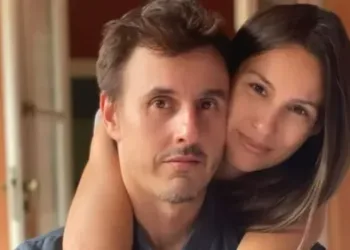 Roberto García Moritán intentó saludar a Pampita por el Día de la Madre, pero algo se lo impidió