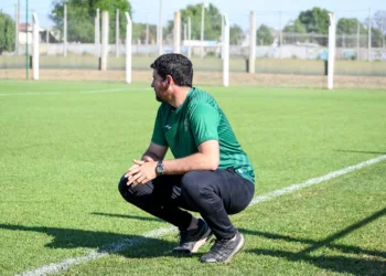 Fútbol local: Sarmiento regresó a la punta