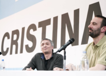 Máximo Kirchner cruzó a Quintela en un acto en Hurlingham: “Dice que le robaron los avales, ¡chamuyo!”